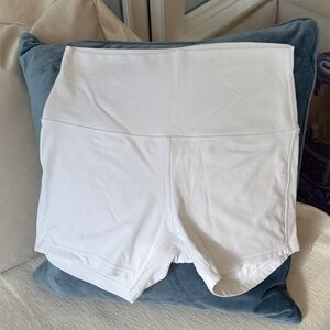 lululemon athletica White Align shorts